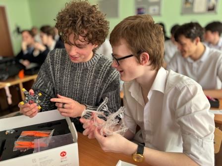 ����� ������